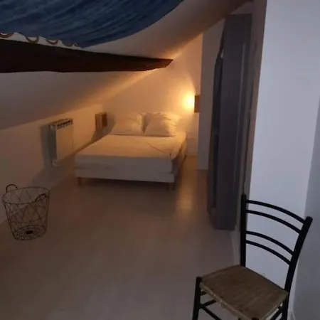 Apartment Hypercentre Paisible Fontainebleau